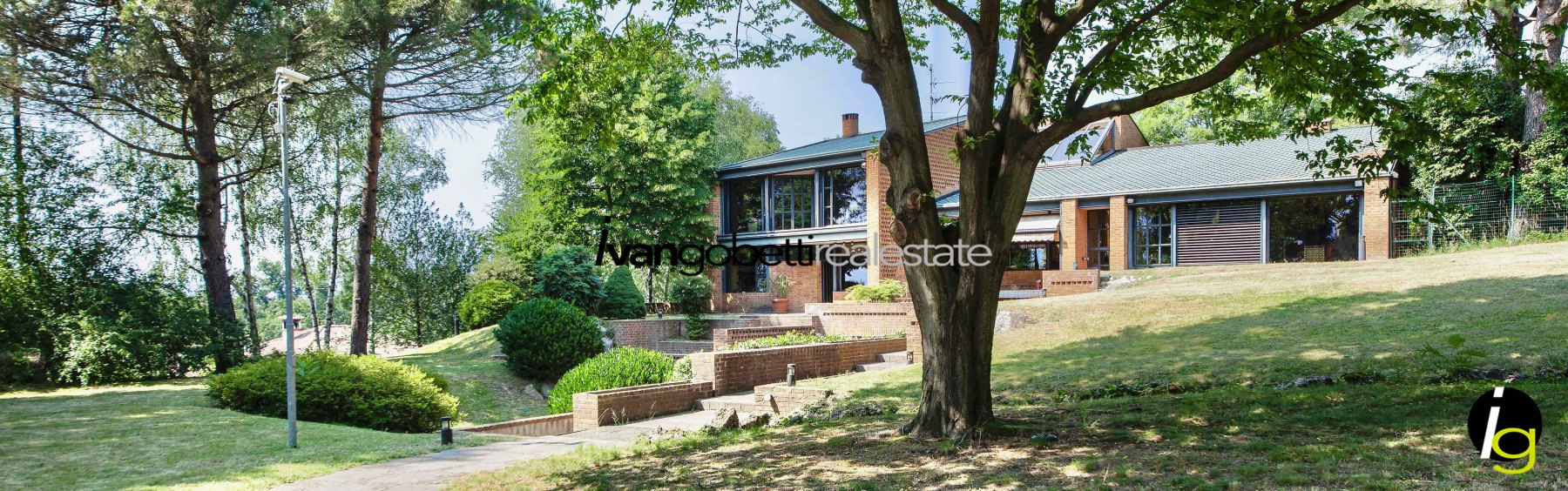 In Vendita Villa moderna di design vicinanze Como<br/><span>Codice prodotto: 22364