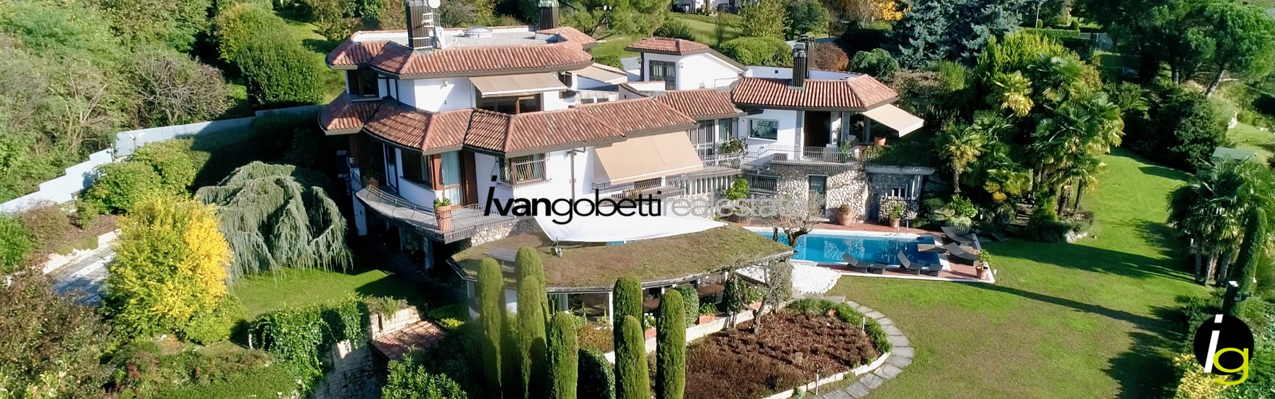 Lussuosa e panoramica villa contemporanea con parco e piscina vicinanze Varese<br/><span>Codice prodotto: 041124