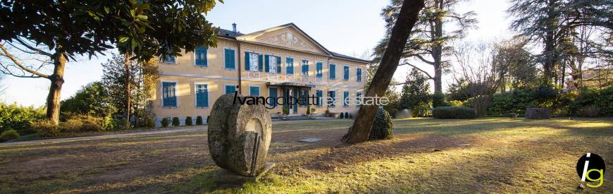 Varese,  historische Villa mit Park zum Verkaufen.
