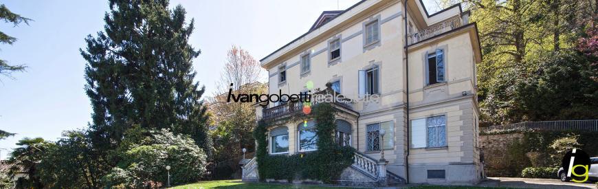 Zu verkaufen, historische Villa mit Park in Stresa, Maggiore See